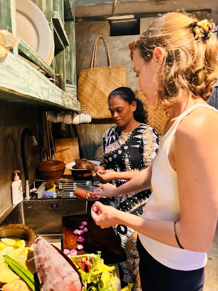 Villa Aroshina With Cooking Class กอลล์ ภายนอก รูปภาพ